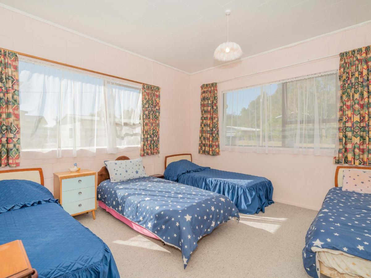 Cosy At Cooks - Cooks Beach Downstairs Unit Exteriör bild